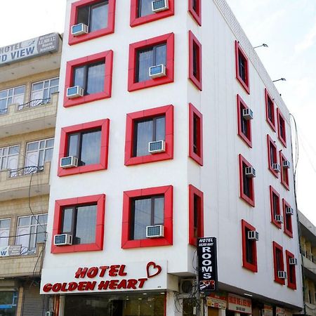 Hotel Golden Heart Амритсар Экстерьер фото