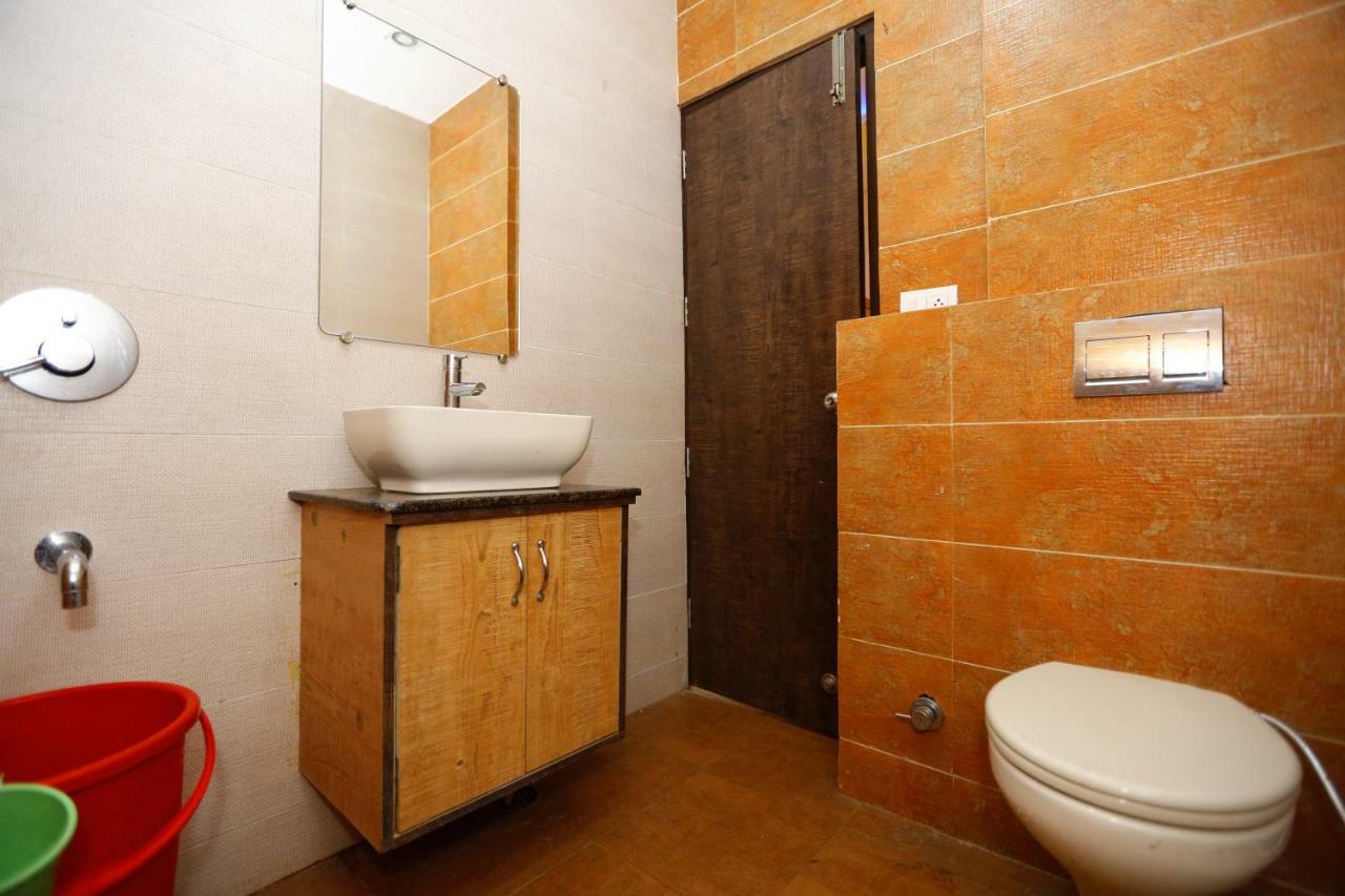 Hotel Golden Heart Амритсар Экстерьер фото