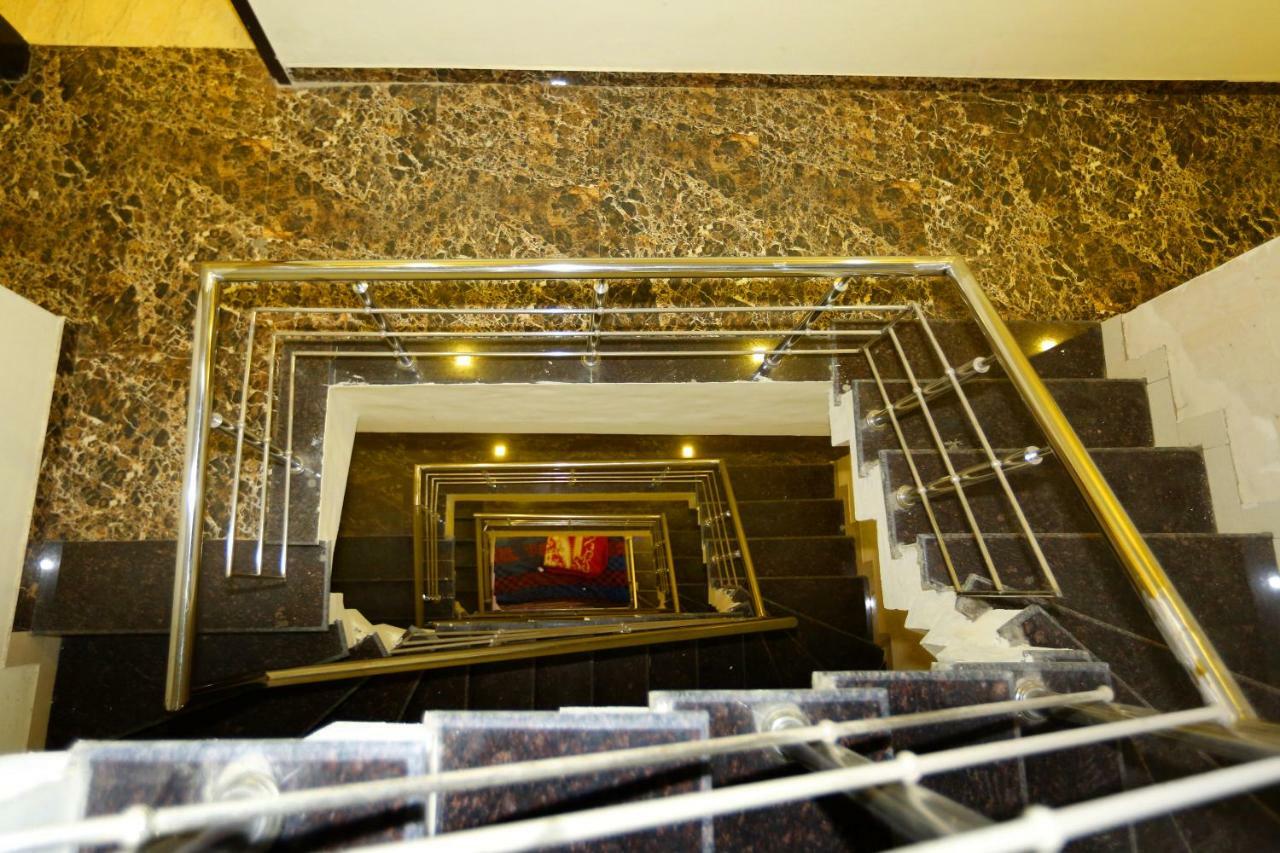 Hotel Golden Heart Амритсар Экстерьер фото
