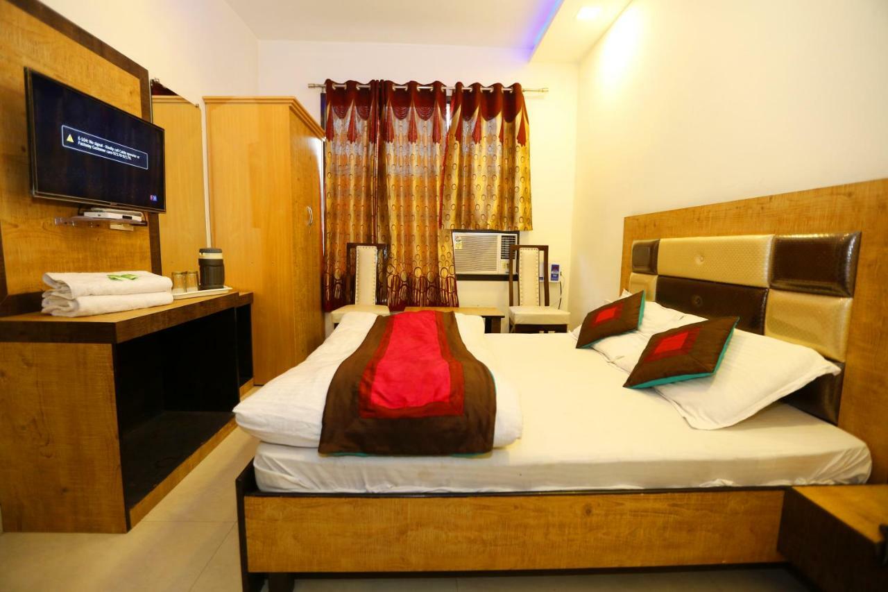 Hotel Golden Heart Амритсар Экстерьер фото