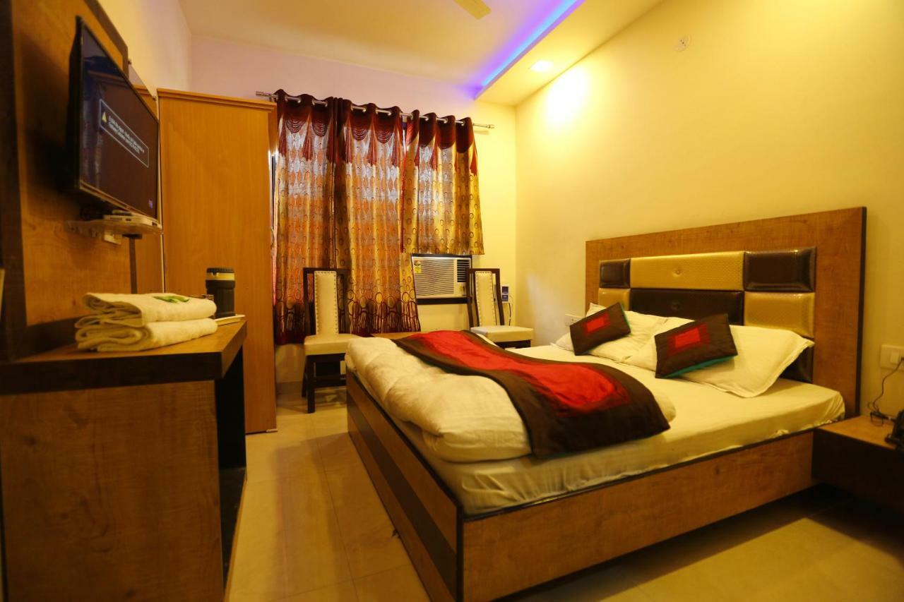 Hotel Golden Heart Амритсар Экстерьер фото